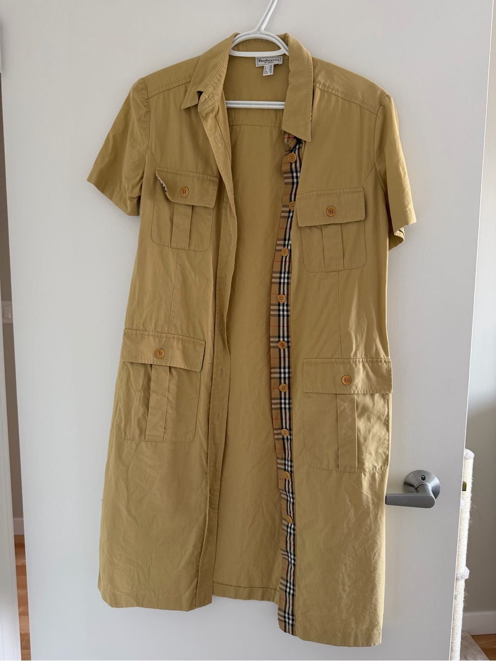 Vintage Burberry Tan Classic Collar Trench Shirt size US 8